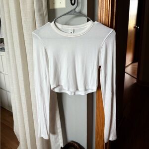 Brand New Lululemon Hold Tight Cropped Long Sleeve Shirt